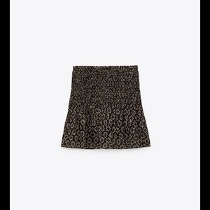 NWT Zara printed mini skirt